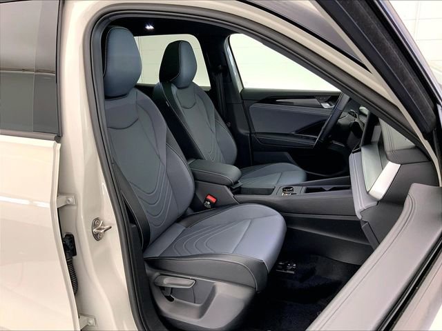 New 2026 Volkswagen Tiguan SE R-Line image 11