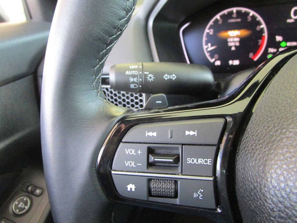 Used 2025 Honda Civic Sport image 25