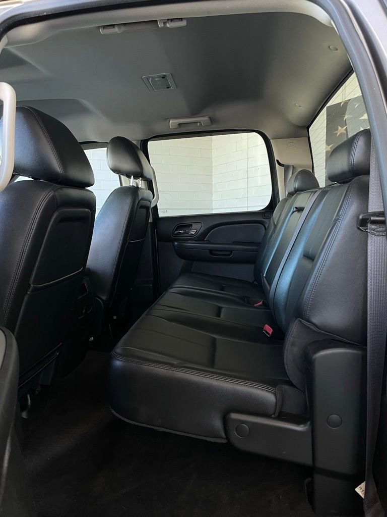 Used 2013 Chevrolet Silverado 3500 LTZ w/ LTZ Plus Package image 15