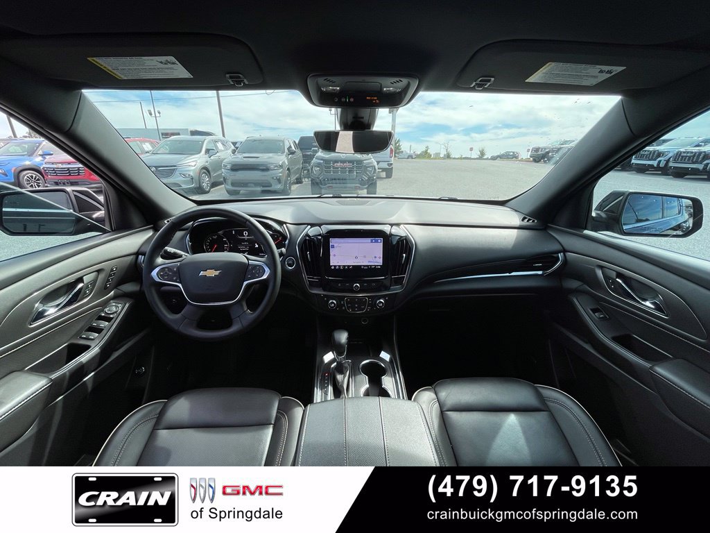 Used 2023 Chevrolet Traverse Premier AWD/4WD image 28
