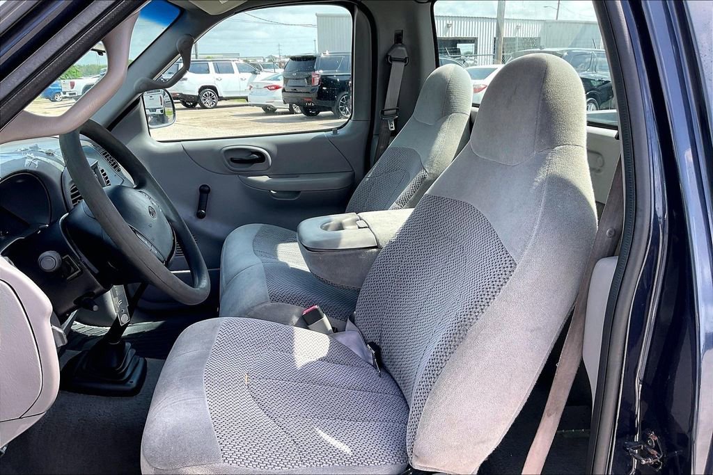 Used 2000 Ford F150 XL RWD image 12