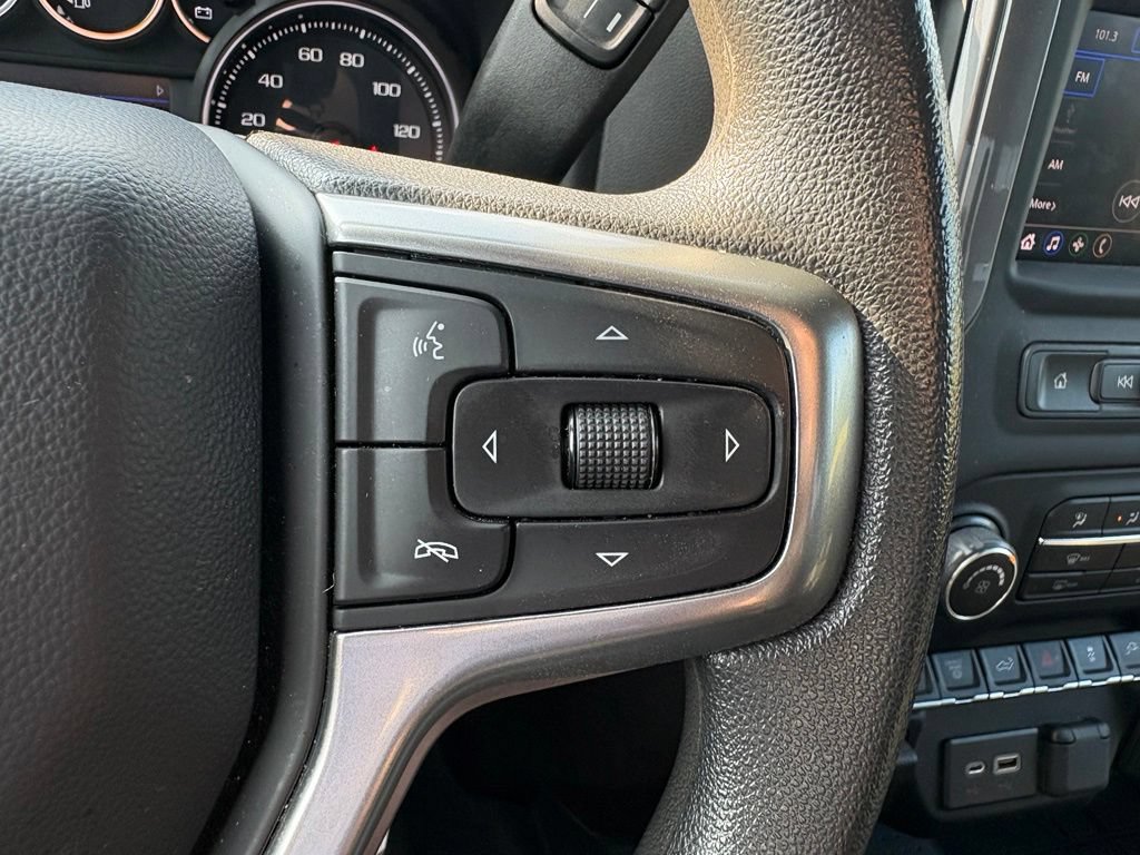 Used 2022 Chevrolet Silverado 2500 Custom w/ Custom Convenience Package AWD/4WD image 17