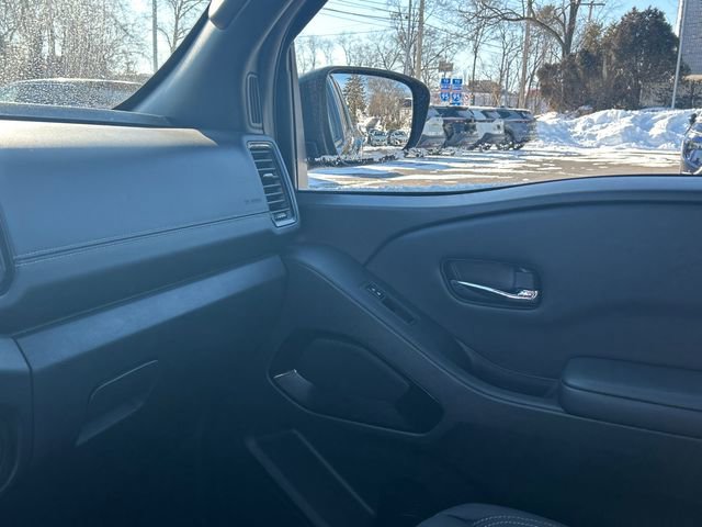Certified 2023 Nissan Frontier SV w/ Midnight Edition Package image 19