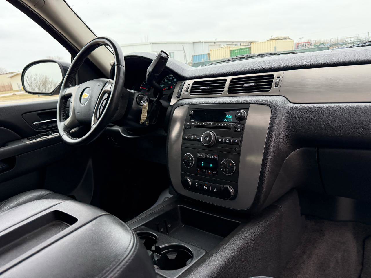 Used 2011 Chevrolet Avalanche LT w/ Luxury Package image 27