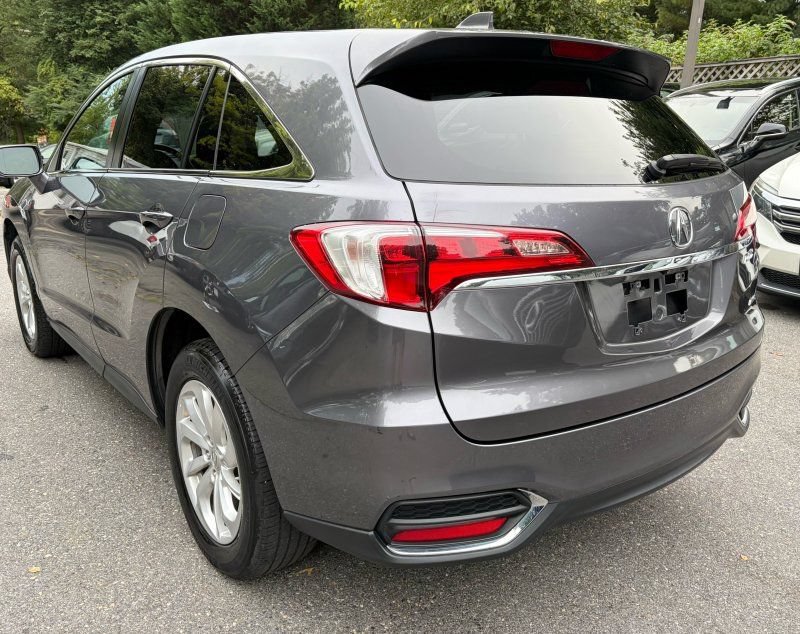 Used 2018 Acura RDX AWD image 5