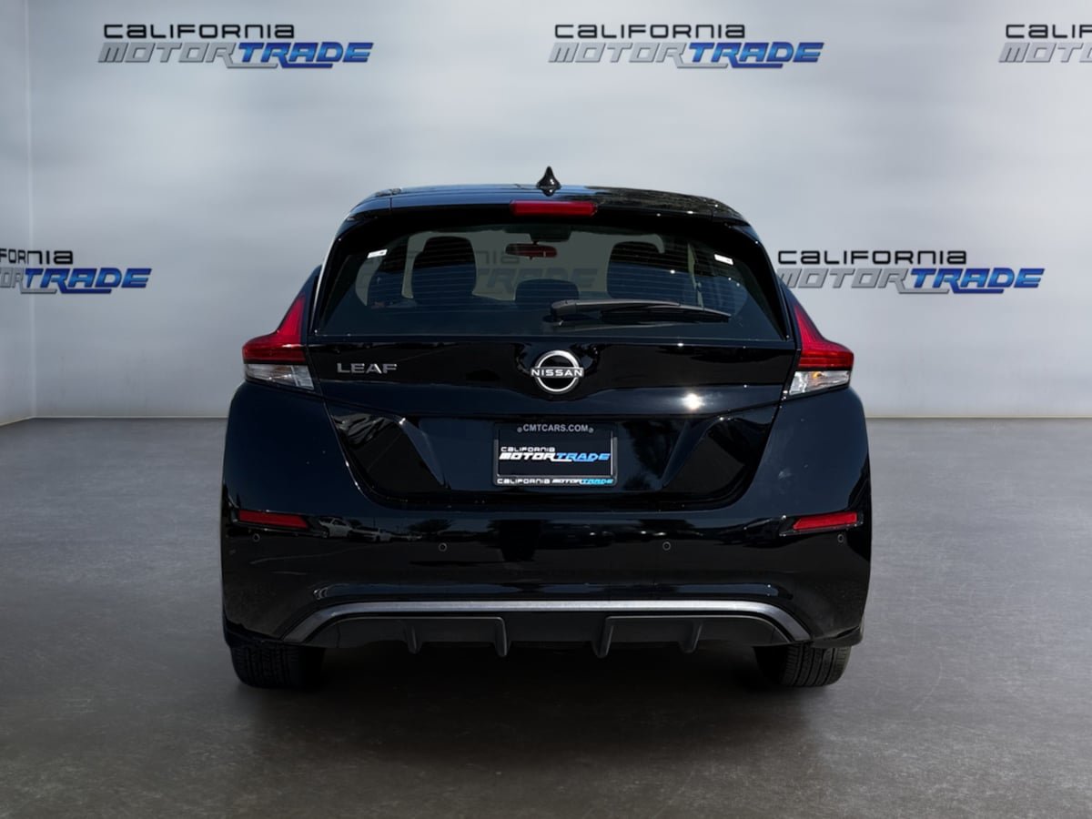 Used 2025 Nissan Leaf S FWD image 6
