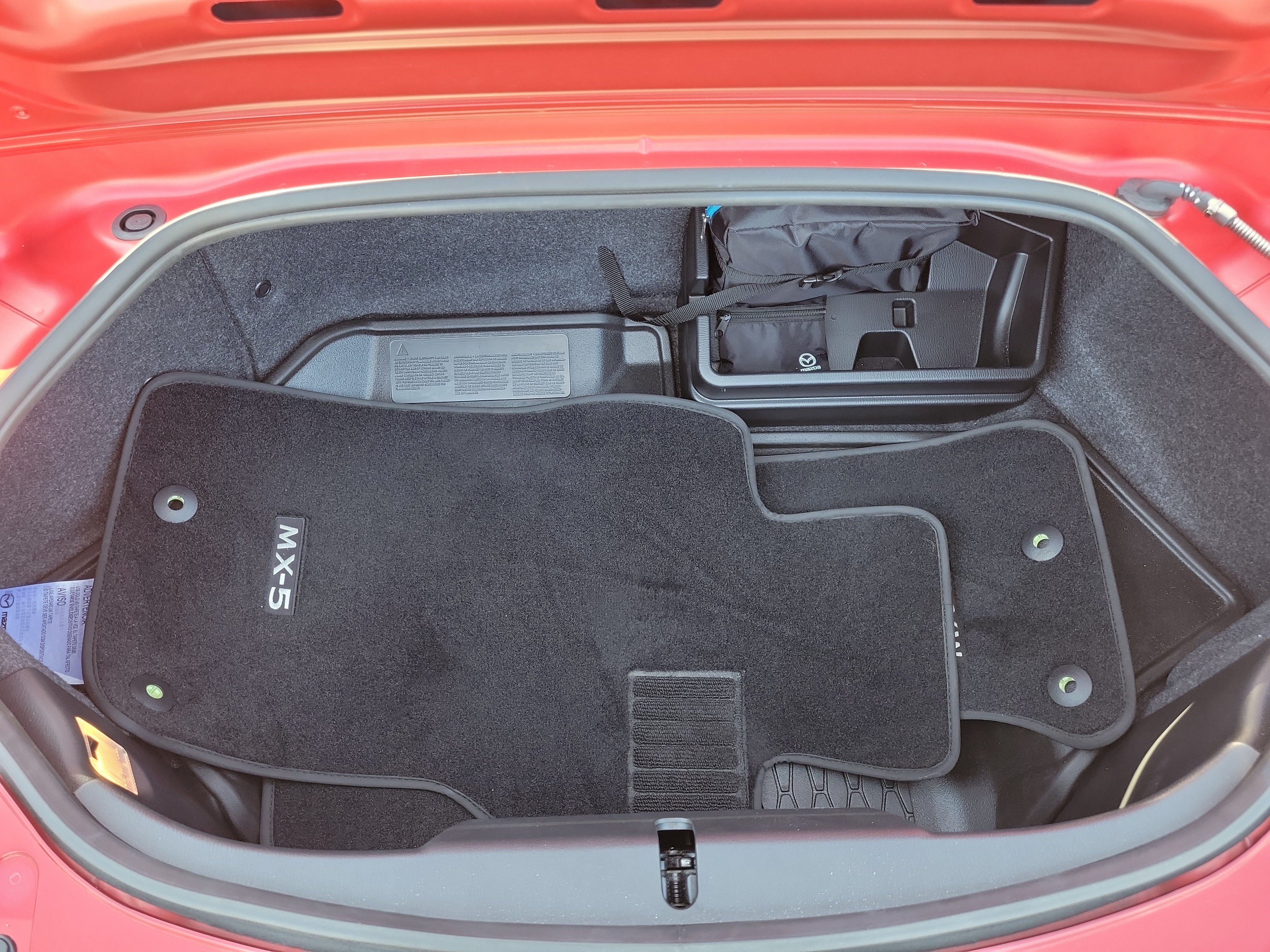 Used 2025 MAZDA MX-5 Miata RF Club RWD image 8