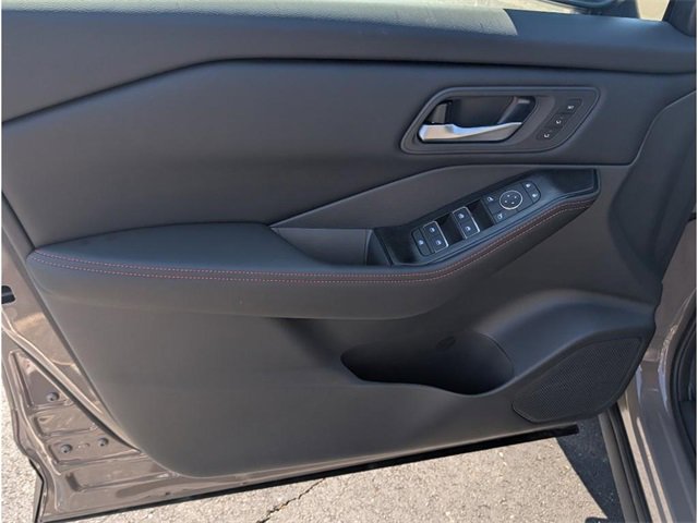 New 2026 Nissan Rogue SV image 15