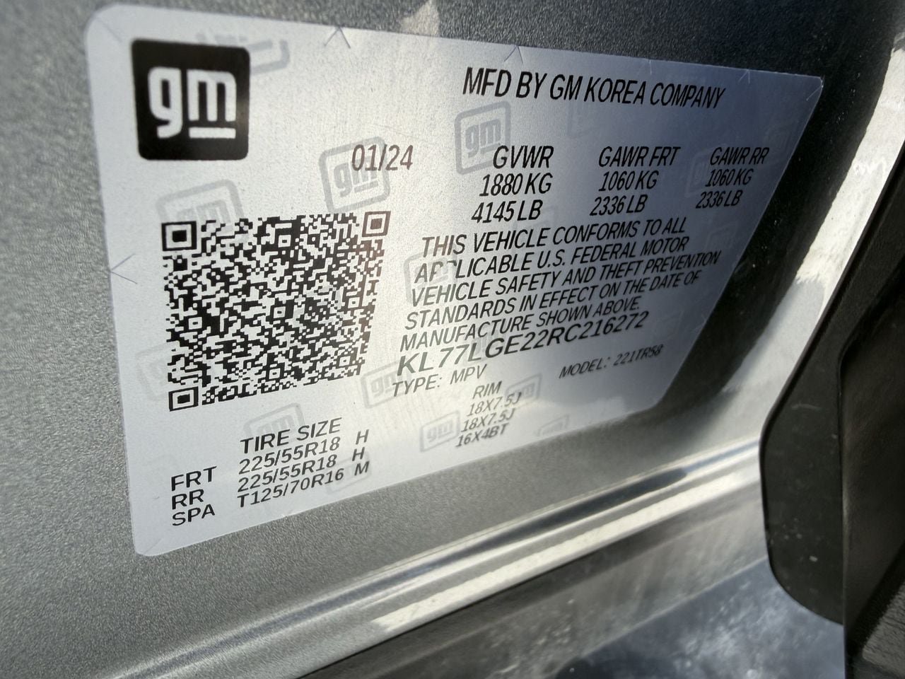 Used 2024 Chevrolet Trax RS w/ Driver Confidence Package FWD image 28