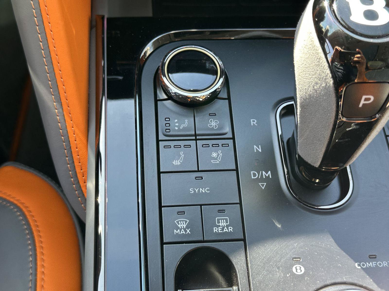 New 2025 Bentley Flying Spur Plug-In Hybrid AWD/4WD image 49
