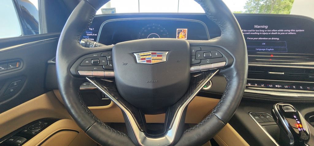 Used 2024 Cadillac Escalade ESV Premium Luxury w/ LPO, Floor Liner Package AWD/4WD image 38