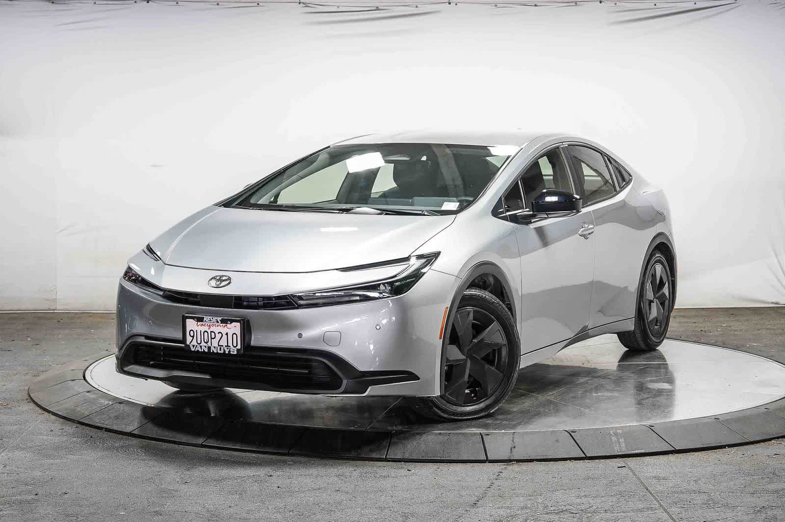 Used 2025 Toyota Prius LE