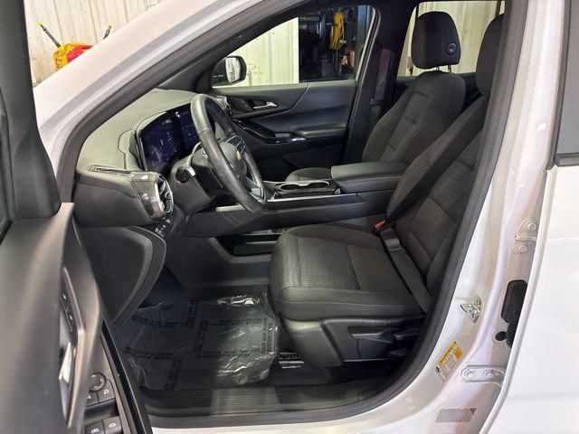 Used 2025 Chevrolet Equinox LT FWD image 24