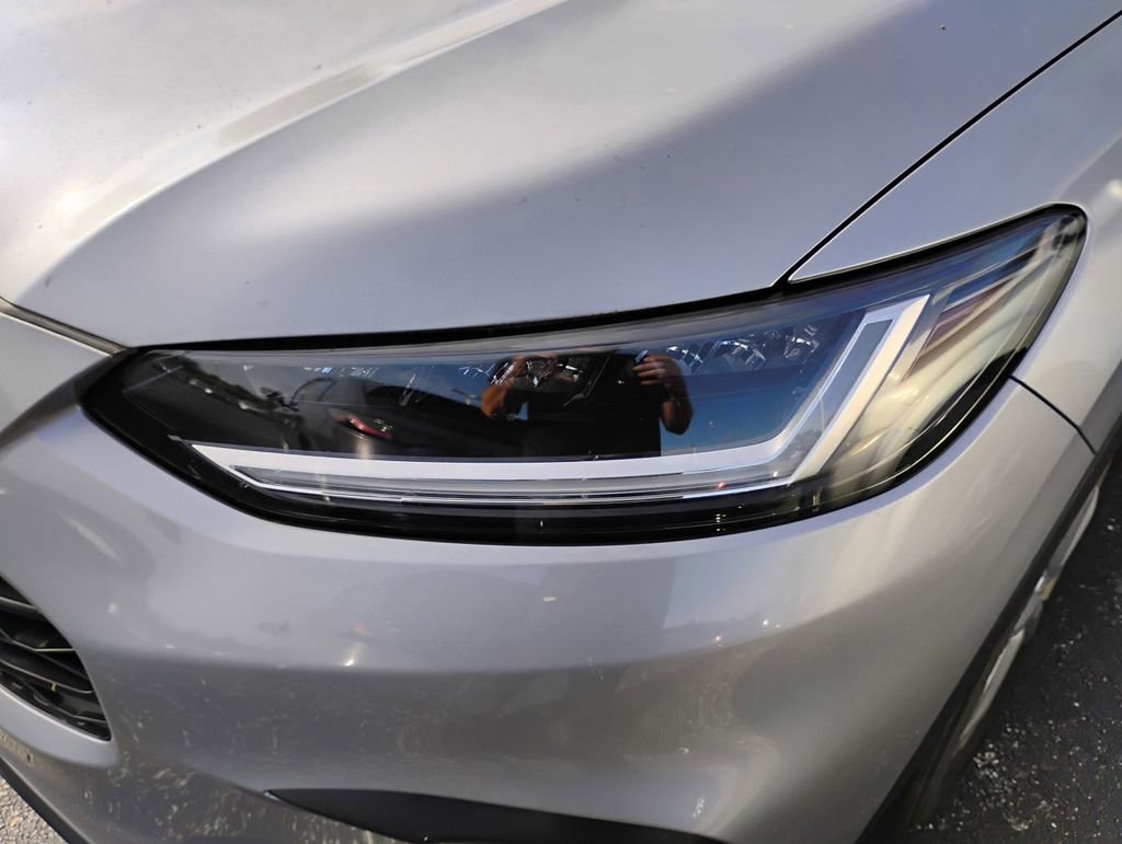 Used 2024 Honda HR-V LX image 9