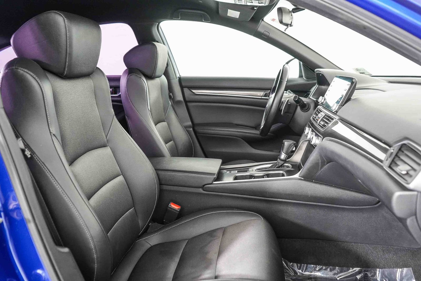 Used 2019 Honda Accord Sport image 16