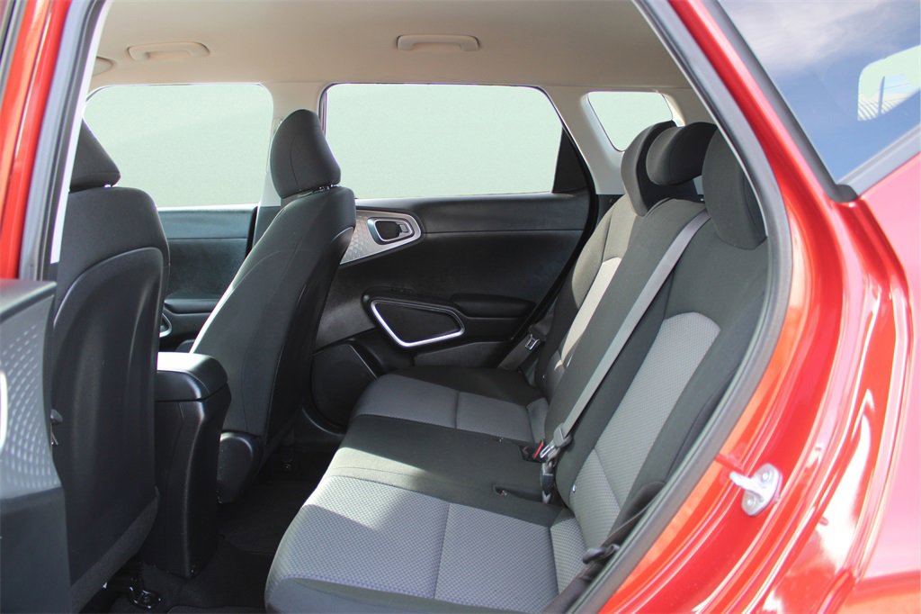 Used 2023 Kia Soul LX image 20