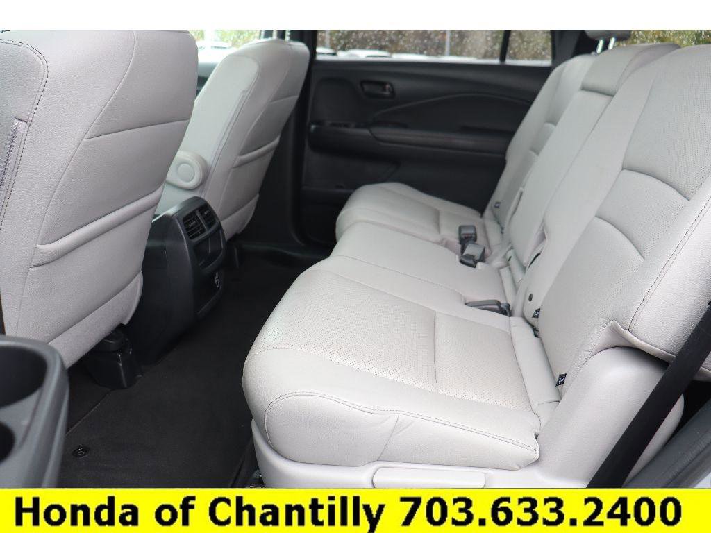 Certified 2023 Honda Passport EX-L image 30