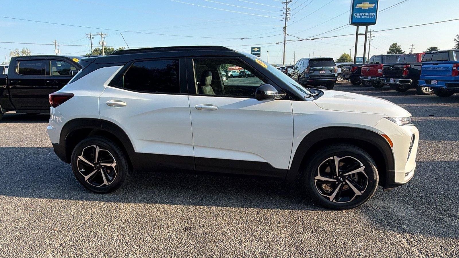 Used 2023 Chevrolet TrailBlazer RS w/ Convenience Package FWD image 7