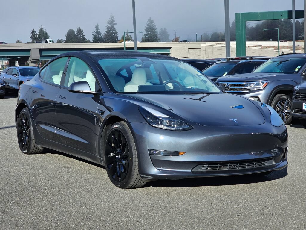 Used 2023 Tesla Model 3 Long Range AWD/4WD image 3