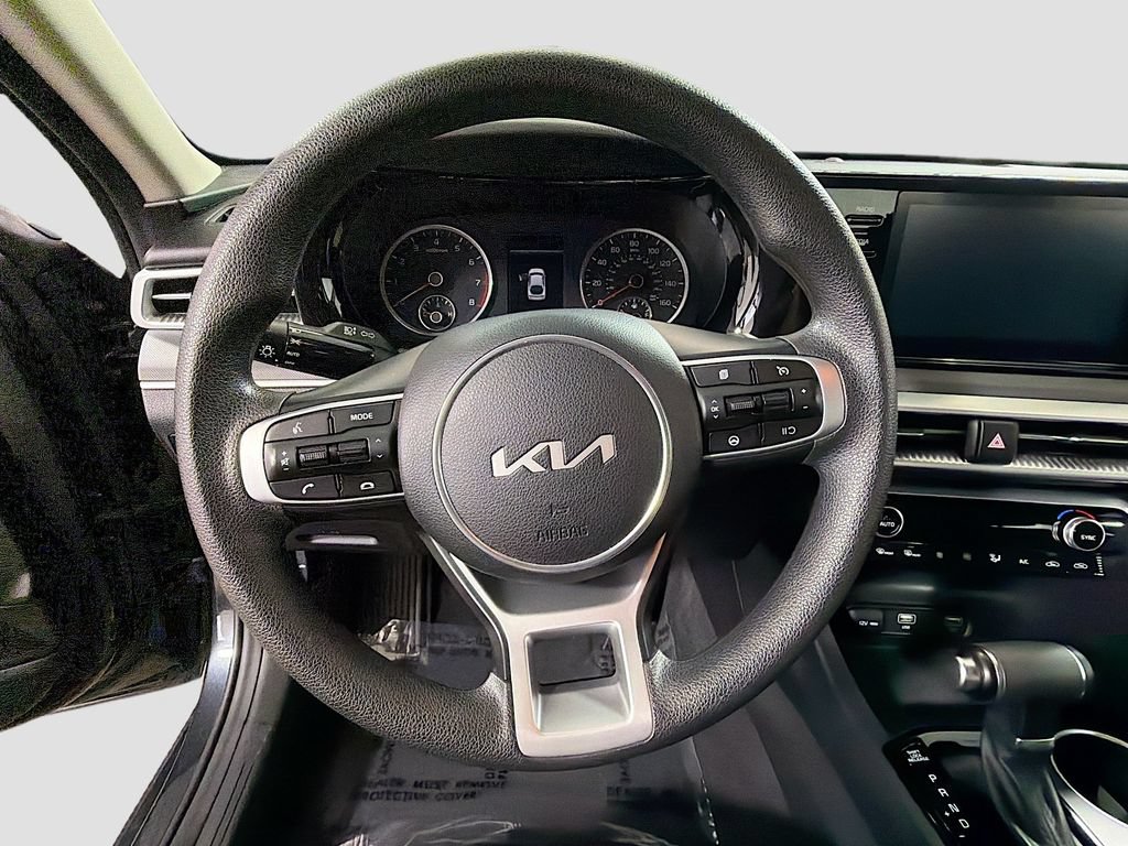 Used 2023 Kia K5 LXS FWD image 13
