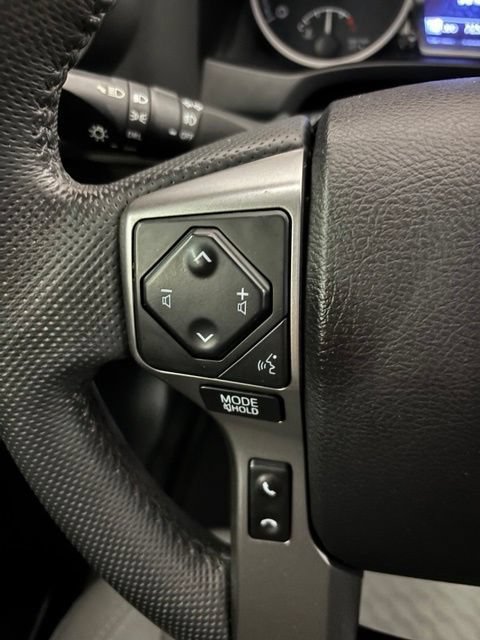 Used 2020 Toyota Tacoma SR5 w/ SR5 Appearance Package (SM) RWD image 16