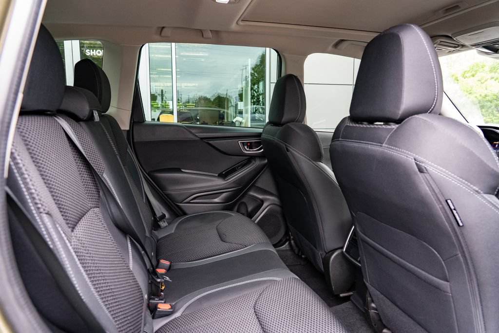 Used 2022 Subaru Forester Premium AWD/4WD image 26