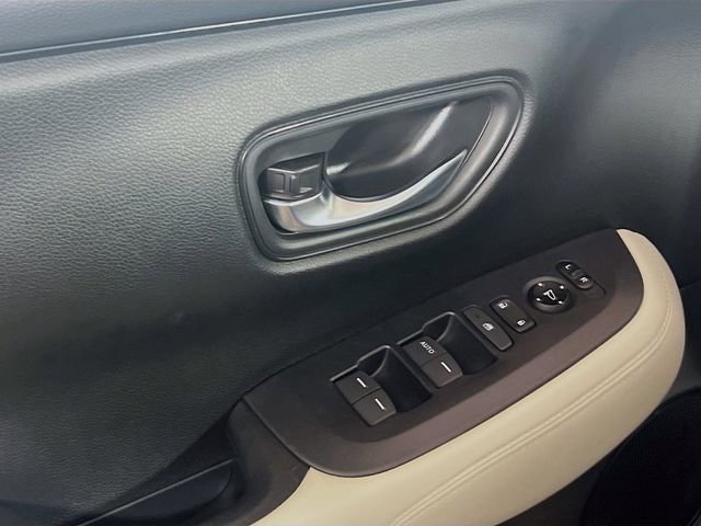 Certified 2024 Honda HR-V LX image 16