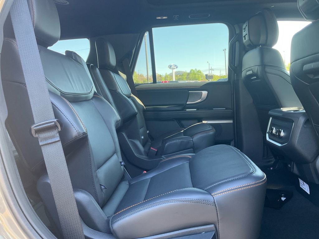 New 2026 Ford Expedition Tremor image 13