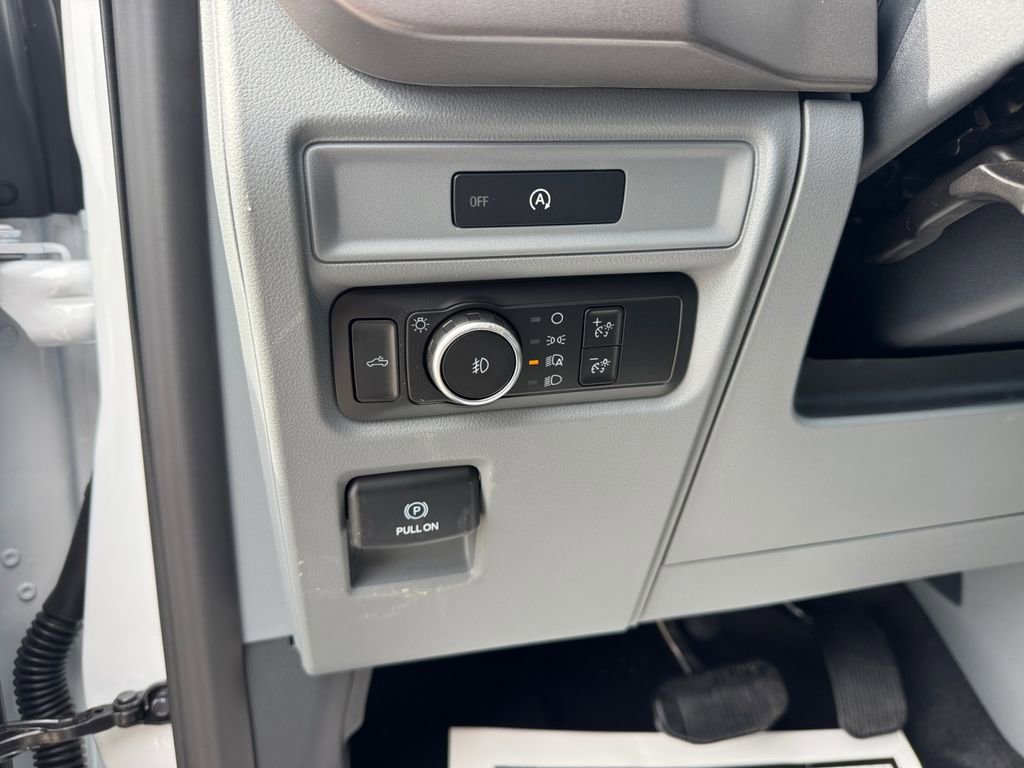 New 2025 Ford F150 XLT w/ Equipment Group 301A Standard image 26