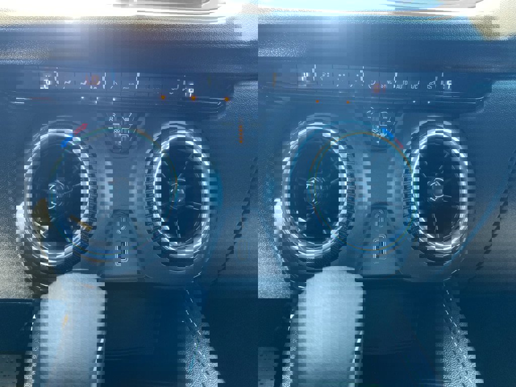 Used 2023 Chevrolet Blazer LT image 30