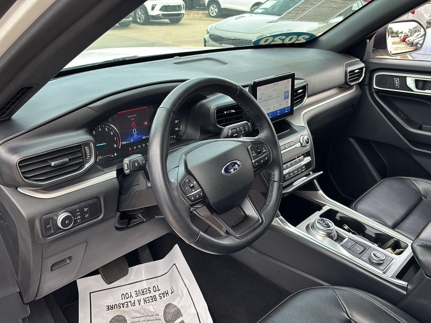 Used 2020 Ford Explorer XLT w/ Equipment Group 202A AWD/4WD image 18