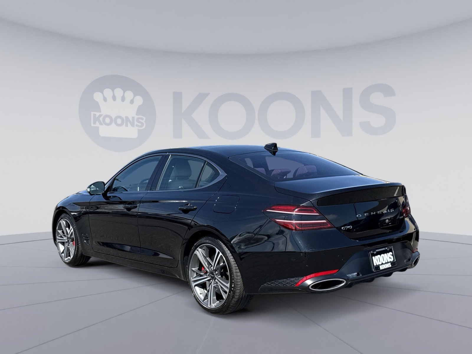 Used 2024 Genesis G70 3.3T Advanced w/ Sport Prestige Package image 4