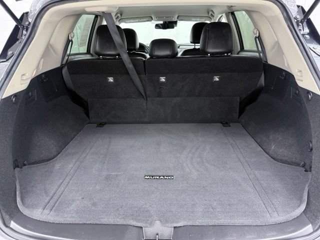 Used 2022 Nissan Murano SV FWD image 14