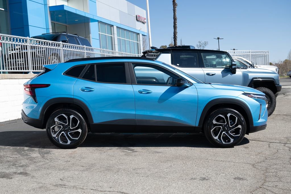New 2026 Chevrolet Trax RS w/ Driver Confidence Package FWD image 4