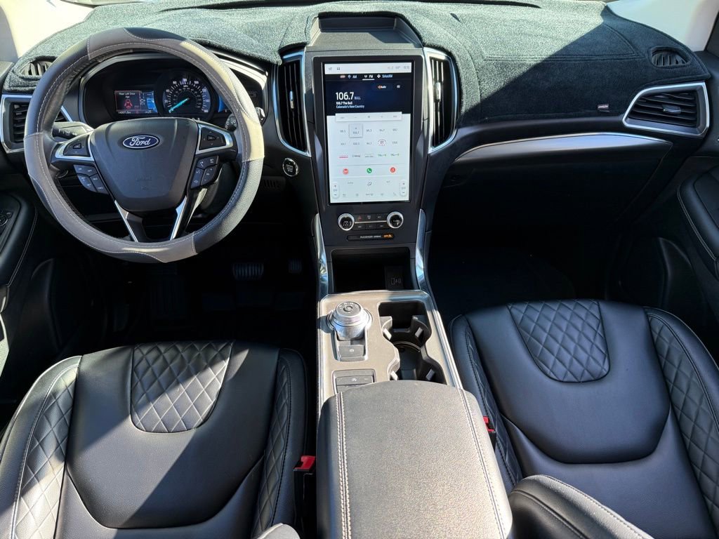 Used 2023 Ford Edge Titanium image 15