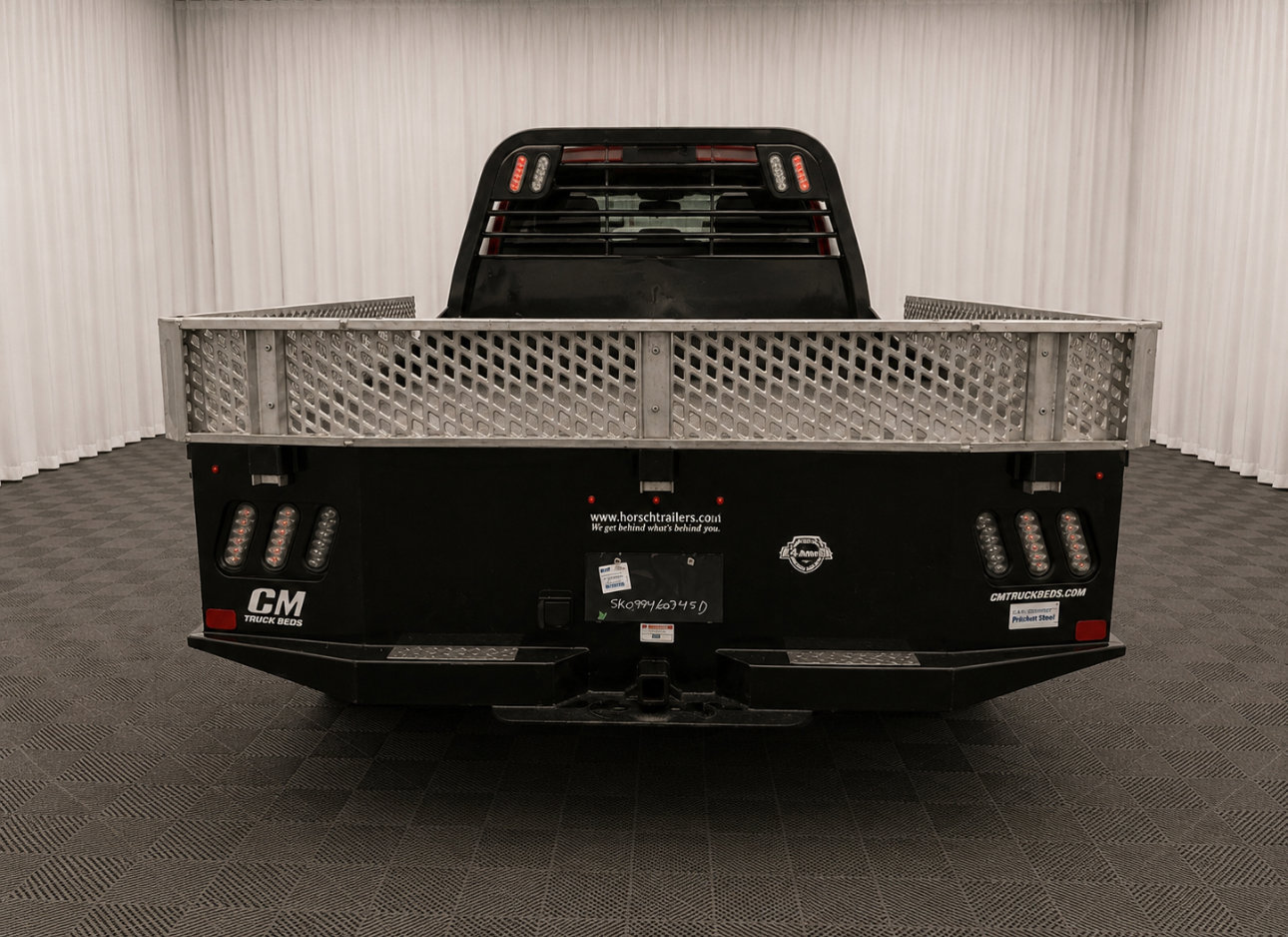 Used 2020 RAM 5500 Tradesman w/ Chrome Appearance Group AWD/4WD image 4