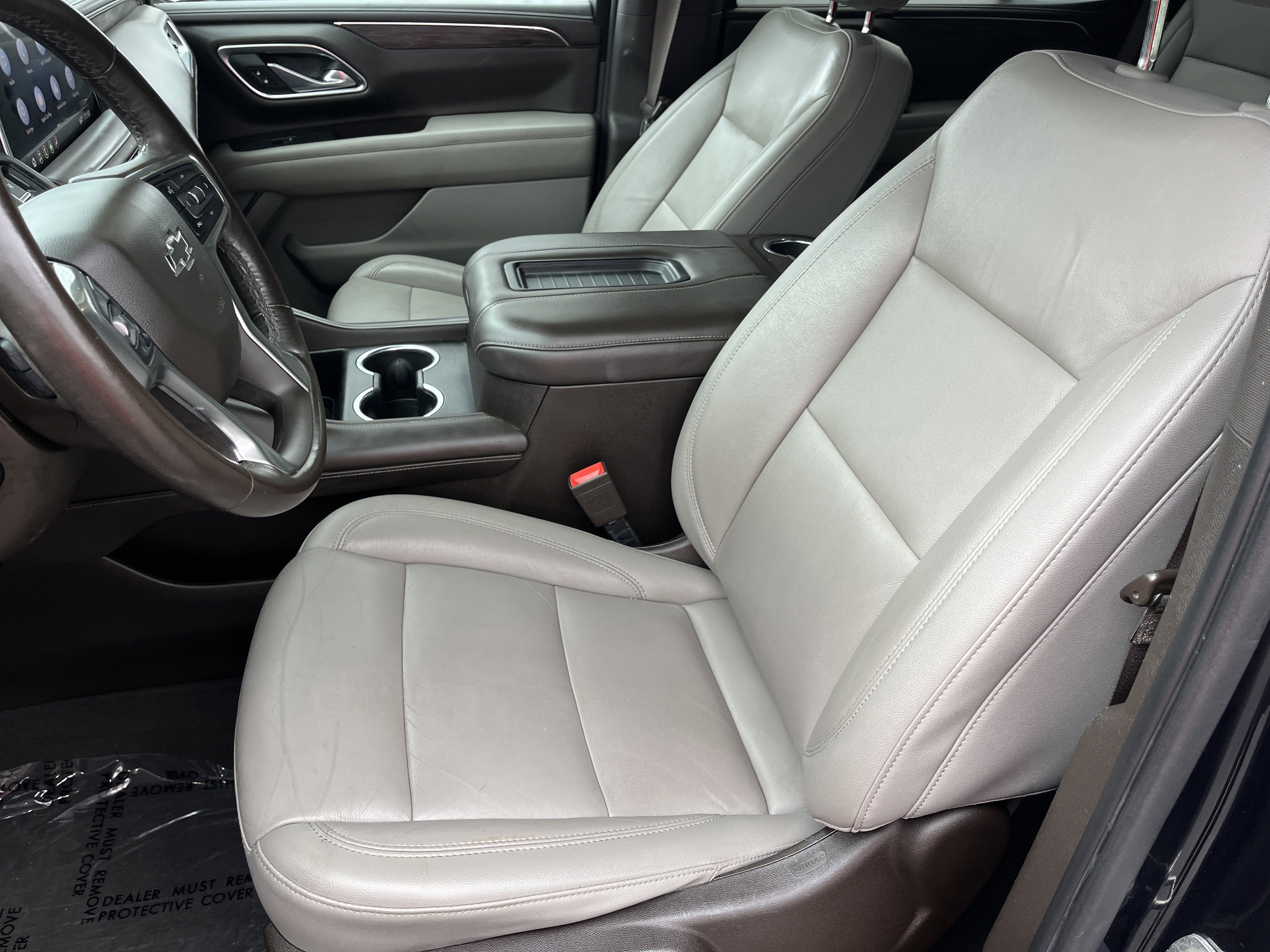 Used 2021 Chevrolet Tahoe Z71 w/ Z71 Off-Road Package image 17