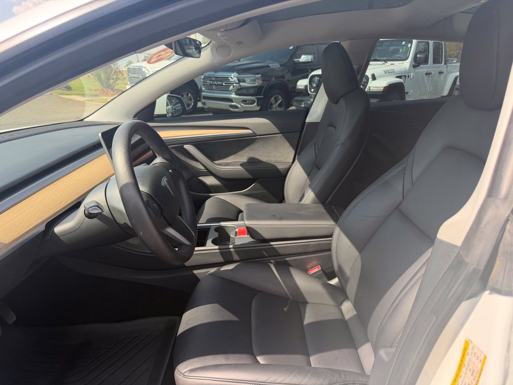 Used 2023 Tesla Model 3 Standard Range RWD image 15