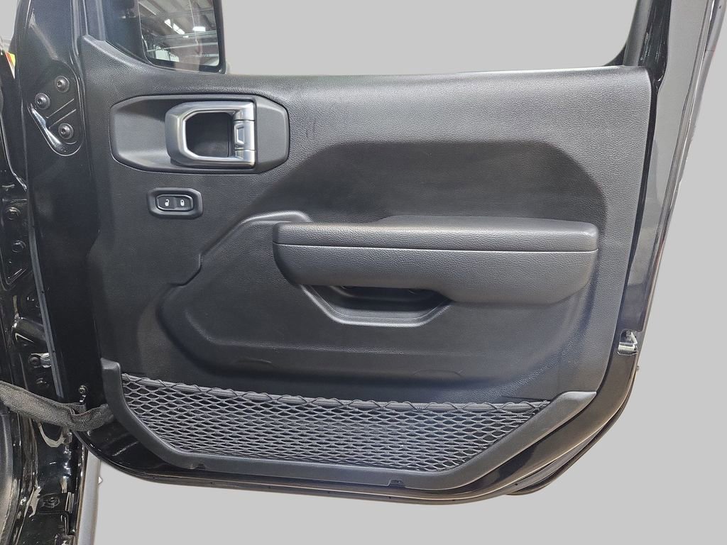 Used 2022 Jeep Wrangler Unlimited Willys image 12