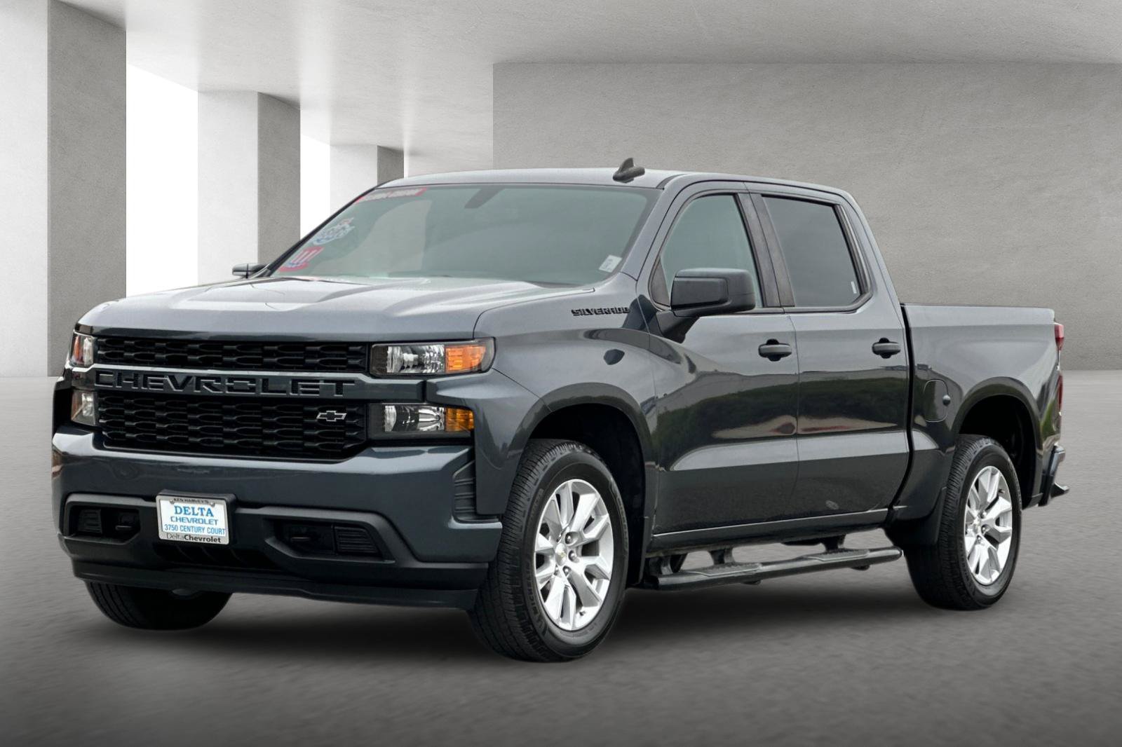 Used 2021 Chevrolet Silverado 1500 Custom w/ LPO, Dark Essentials Package RWD image 8