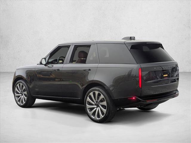 New 2026 Land Rover Range Rover SE image 9