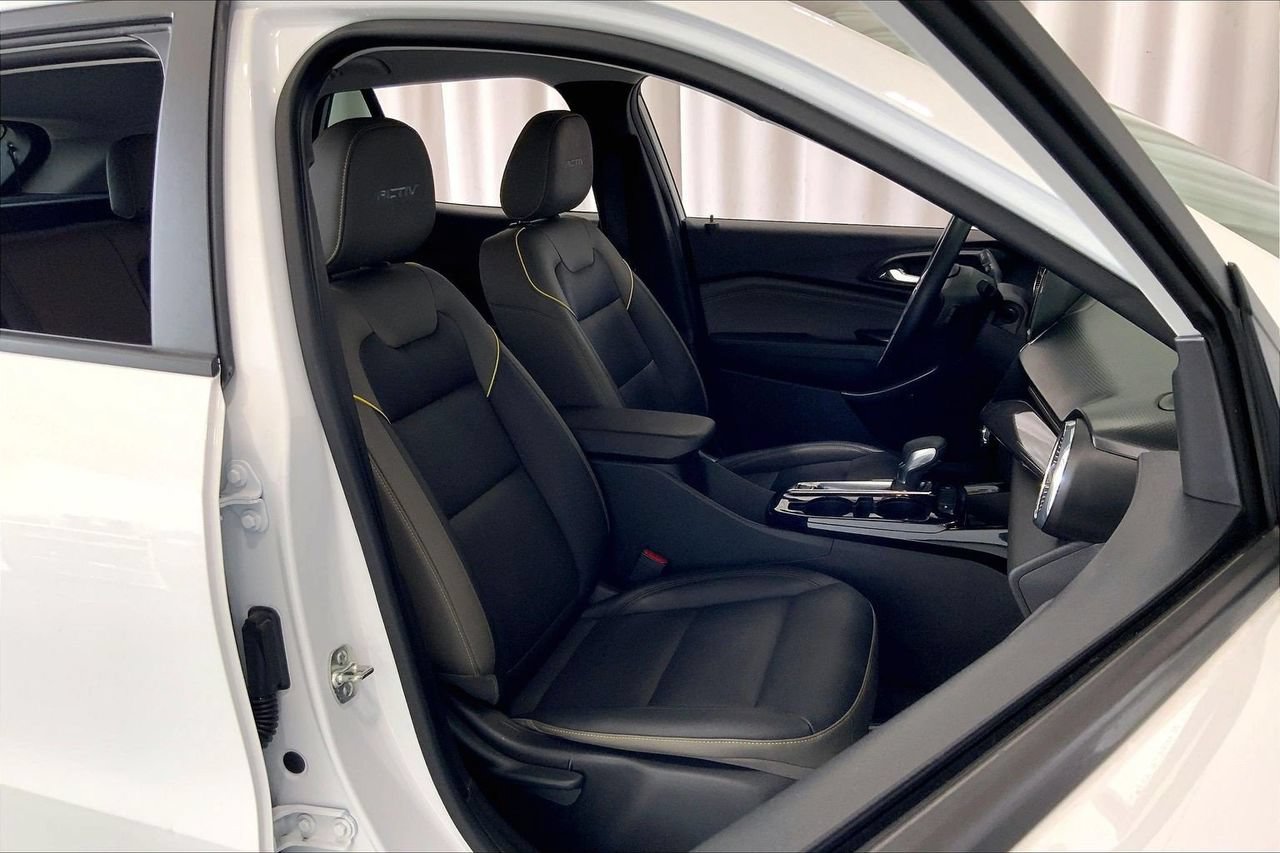 Used 2025 Chevrolet Trax ACTIV w/ Driver Confidence Package FWD image 6