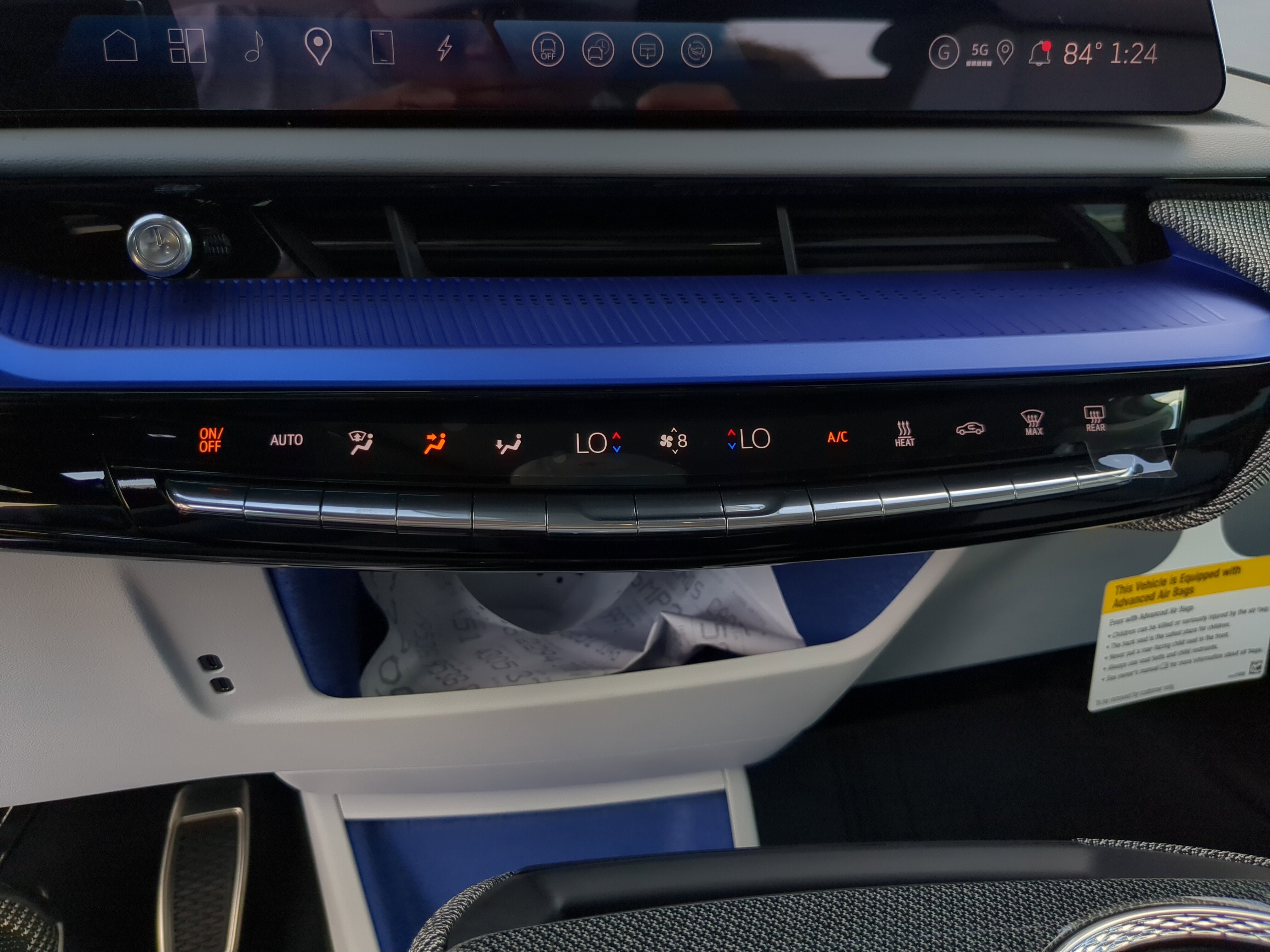 New 2026 Cadillac Optiq Luxury 1 image 25