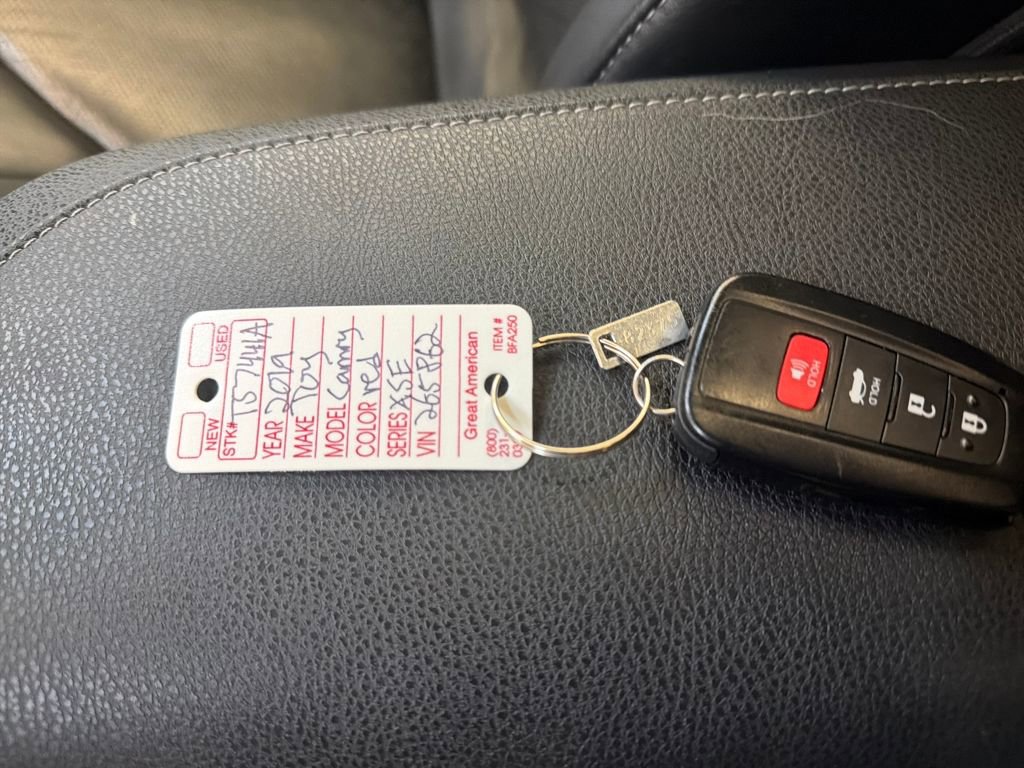 Certified 2019 Toyota Camry XSE image 29