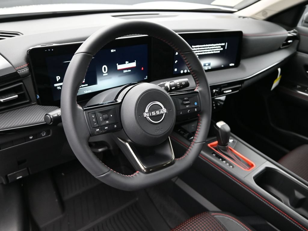 New 2026 Nissan Kicks SR w/ Cold Weather Package FWD image 18
