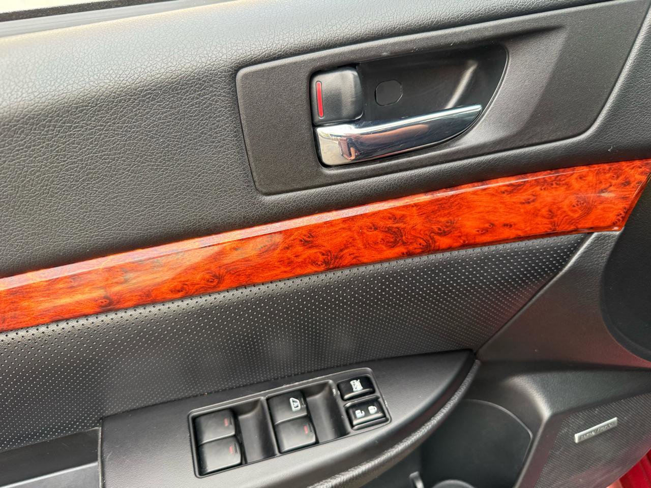 Used 2010 Subaru Legacy 3.6R Limited w/ Appearance Package 1F image 36