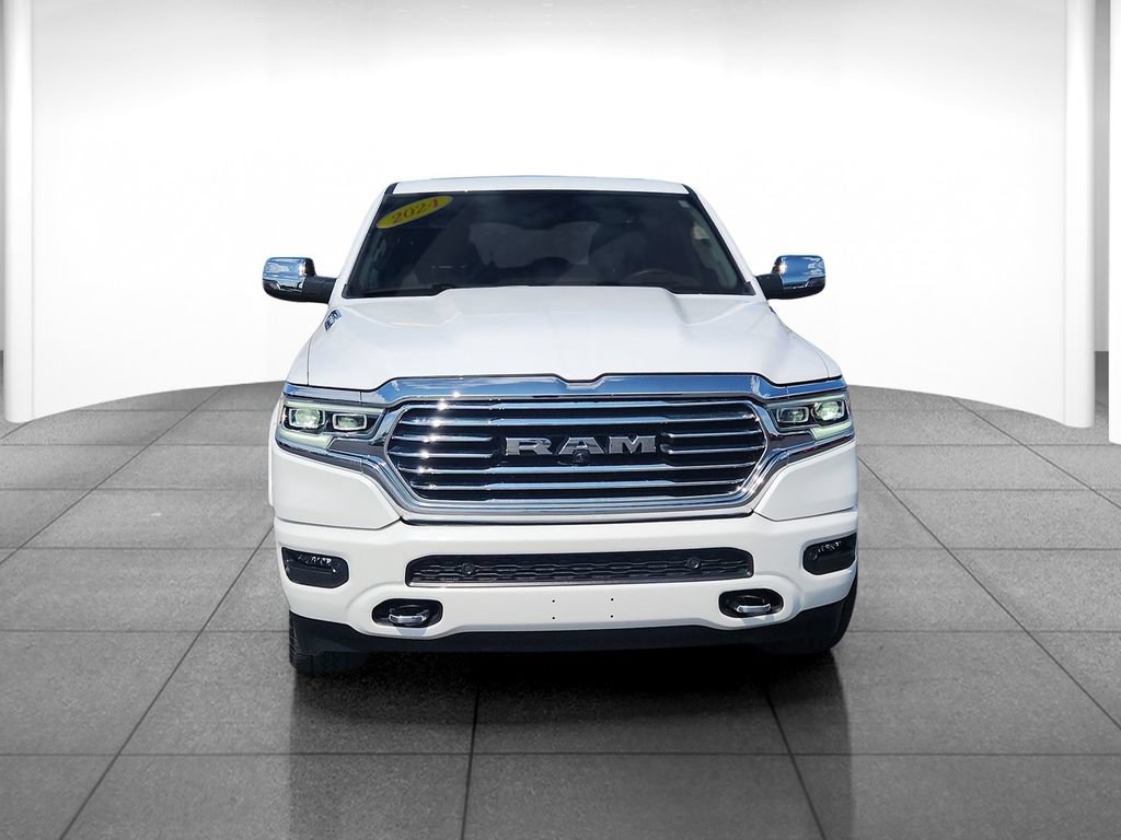 Used 2024 RAM 1500 Limited AWD/4WD image 2