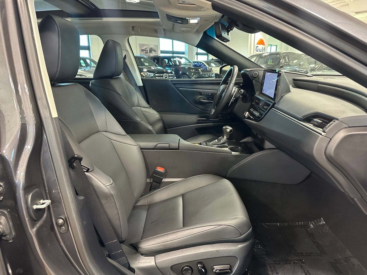 Used 2025 Lexus ES 350 w/ Premium Package FWD image 41