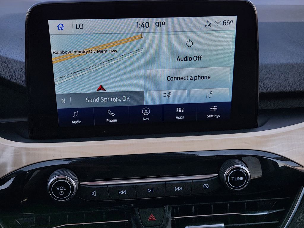 Used 2022 Ford Escape Titanium w/ Titanium Premium Package image 18