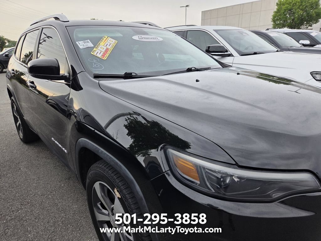 Used 2019 Jeep Cherokee Limited AWD/4WD image 4